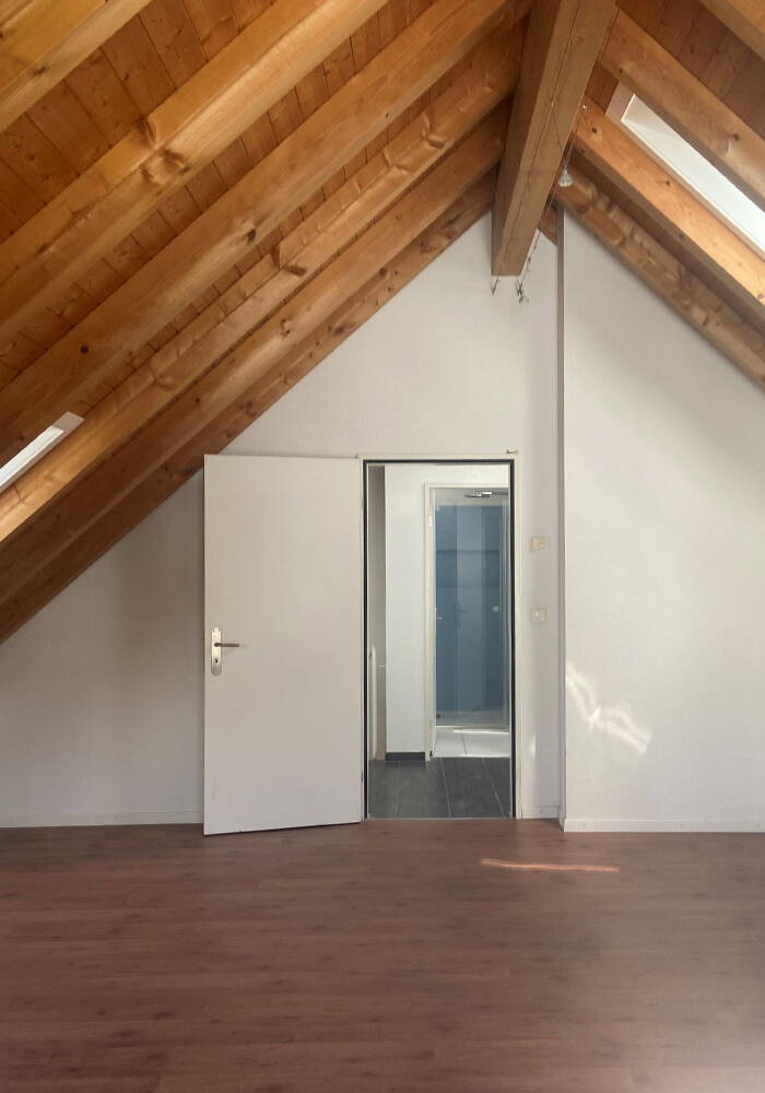 walter_wittwer_partner_immobilien_ag_verkauf_5.5-zimmer-maisonette-dachwohnung_fridtalweg_6_8484_turbenthal_5.jpg